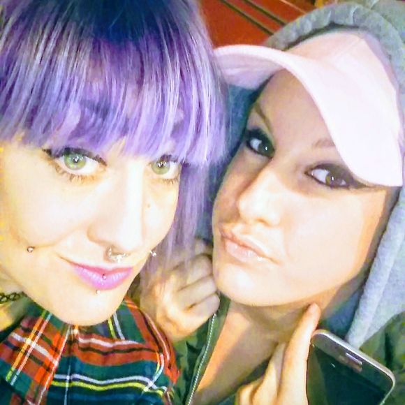 Meet your Posher, Shawna - Picture 1 of 1